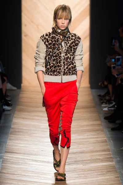Look 7